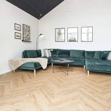 Luxury Lakeside Retreat - By Traum * Ansager