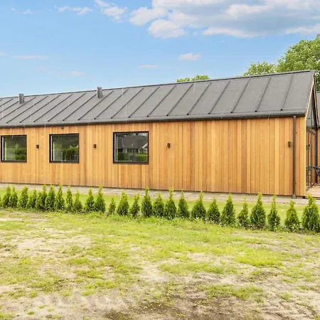 Luxury Lakeside Retreat - By Traum Casa vacanze *