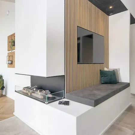 Vakantiehuis Luxury Lakeside Retreat - By Traum Ansager