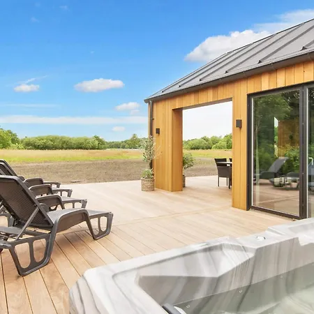 Vakantiehuis Luxury Lakeside Retreat - By Traum Ansager