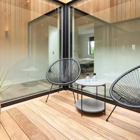 Vakantiehuis Luxury Lakeside Retreat - By Traum Ansager