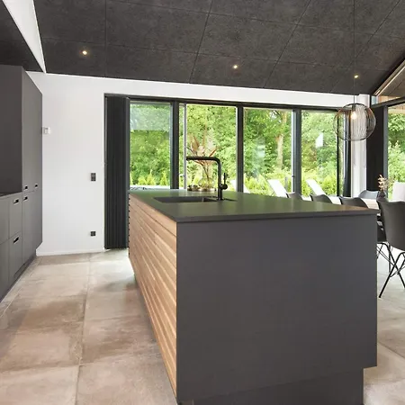 Hébergement de vacances Luxury Lakeside Retreat - By Traum *